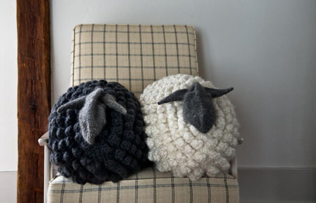 bobble sheep pillow | creative knitting projects